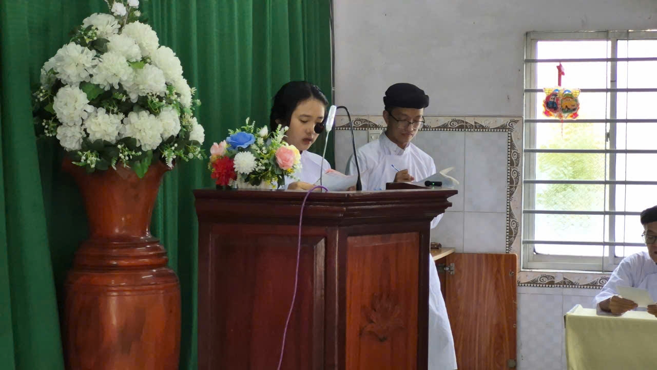 Đồng nhi C. Đài Chơn Lý vui tết Trung thu